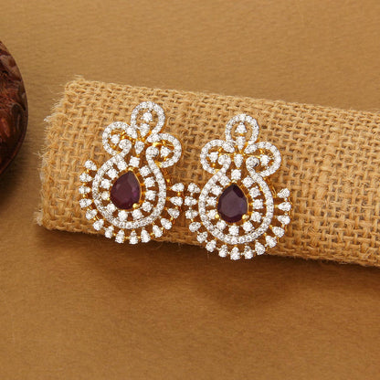 Yamika Avikam Pendant Set