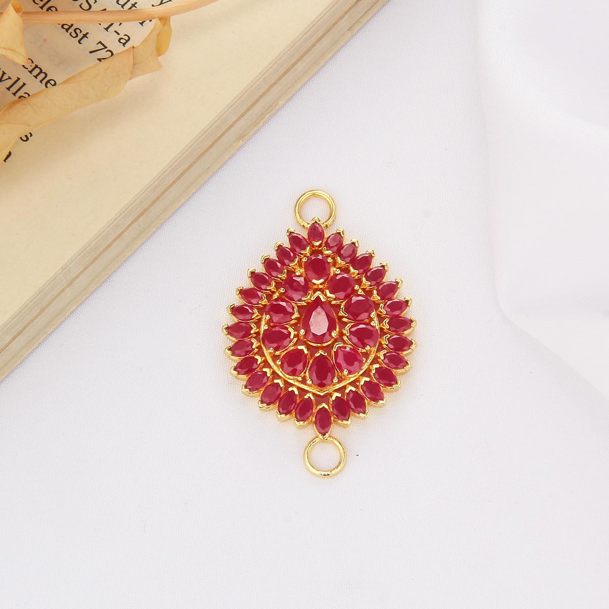 Yalisha Mugappu Pendant