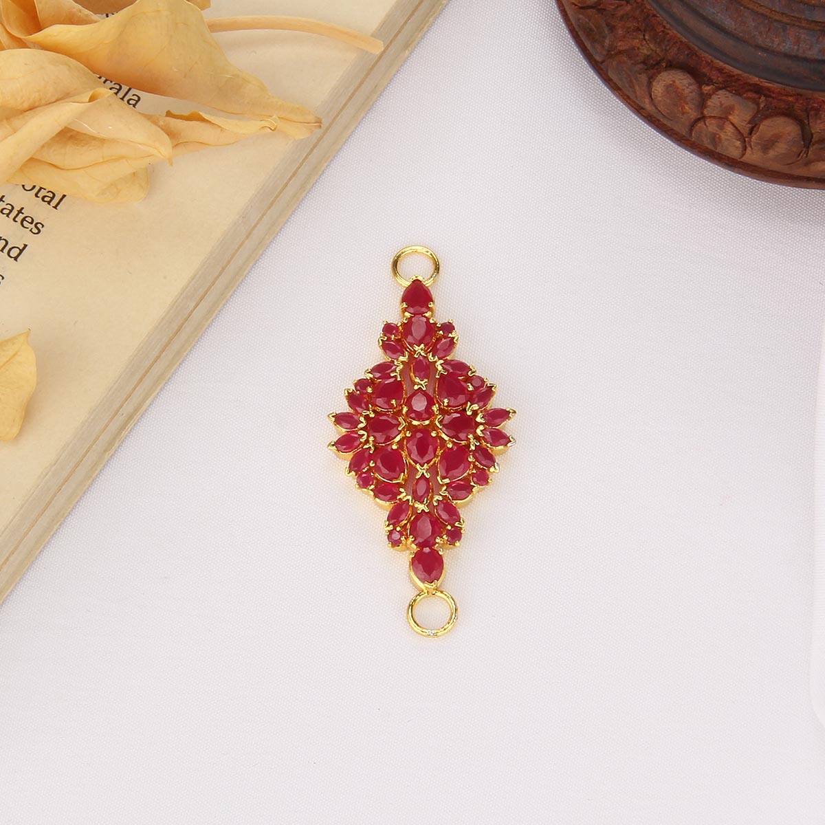 Yaza Mugappu Pendant