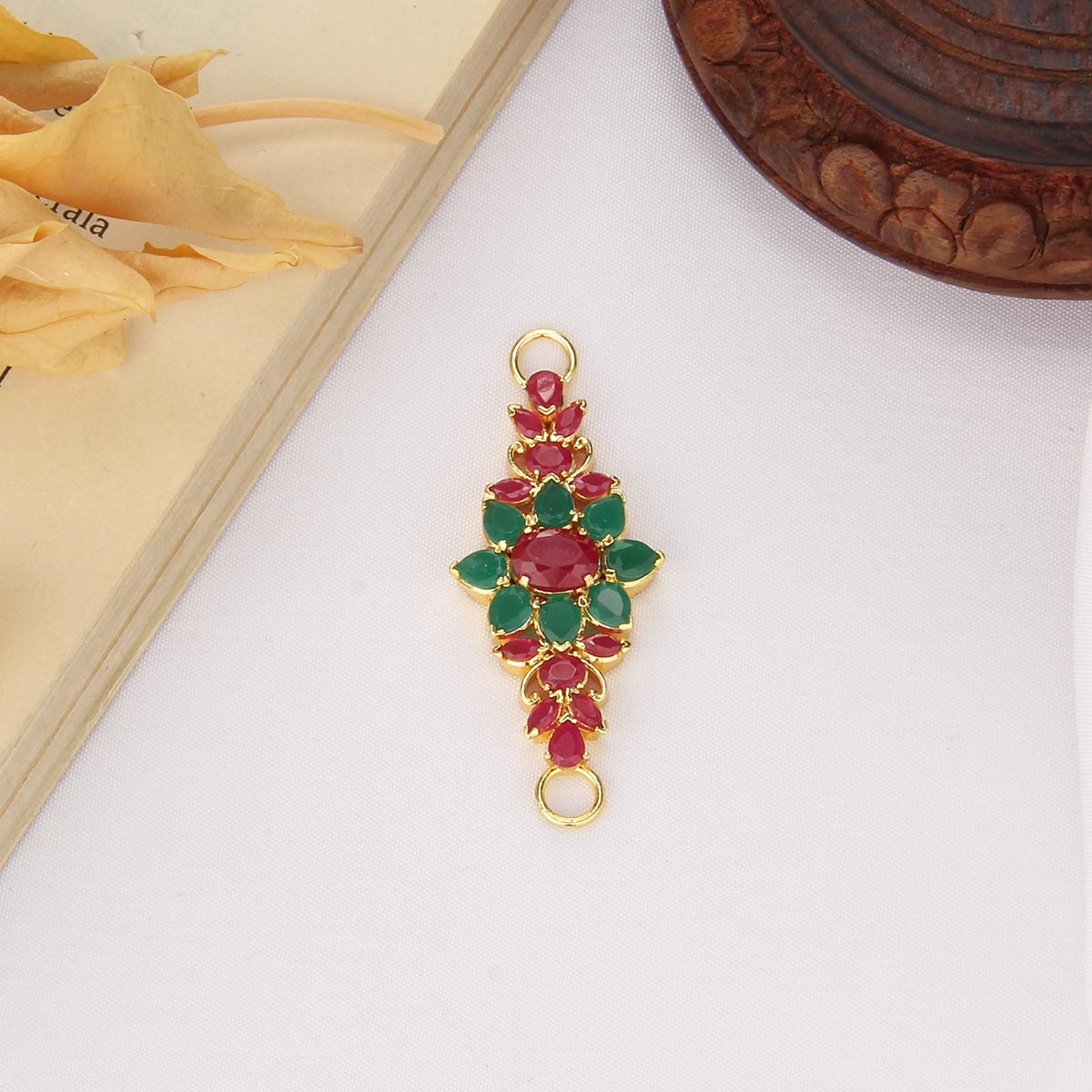 Classic Mugappu Pendant