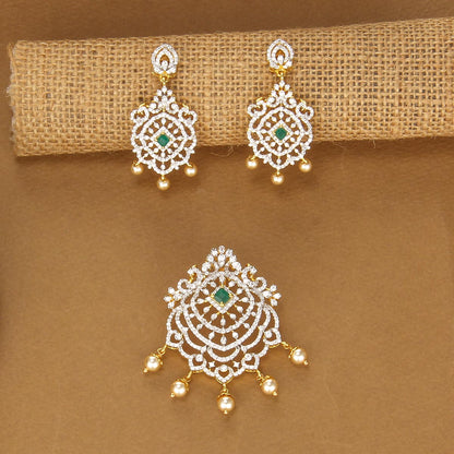Mithra Avikam Pendant Set