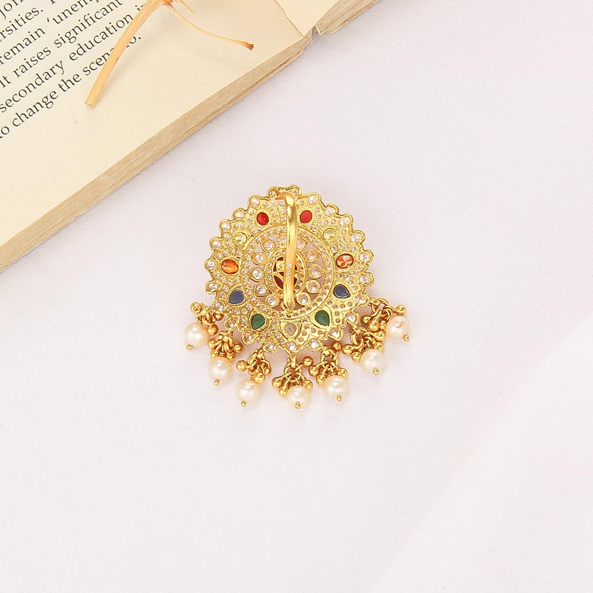Lustra Stone Pendant