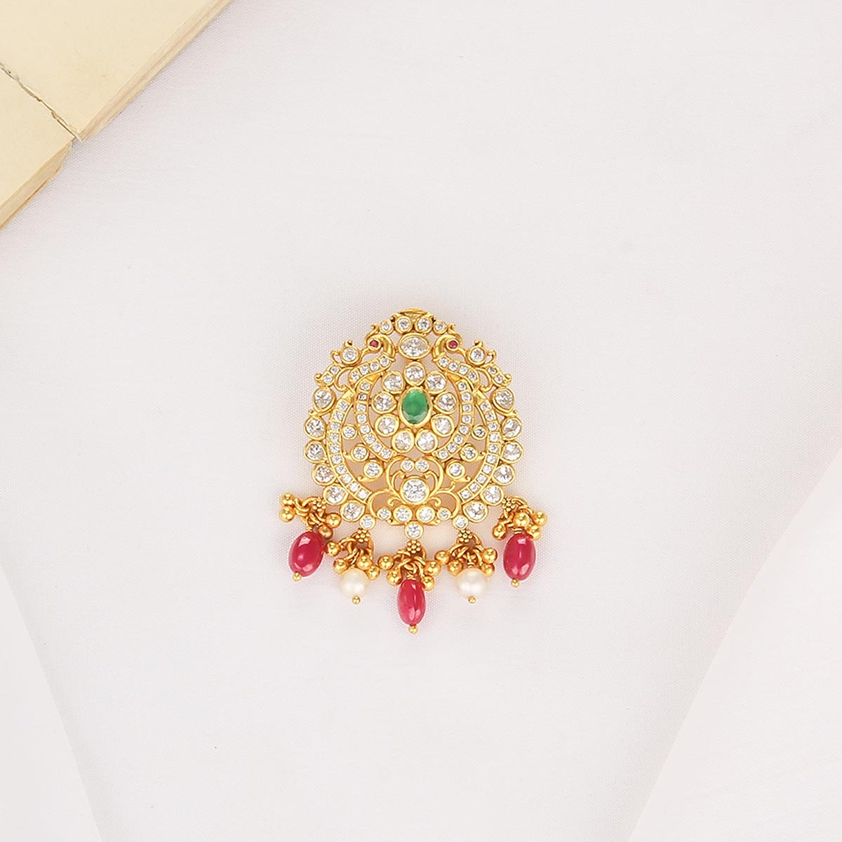 Dazzle Stone Pendant