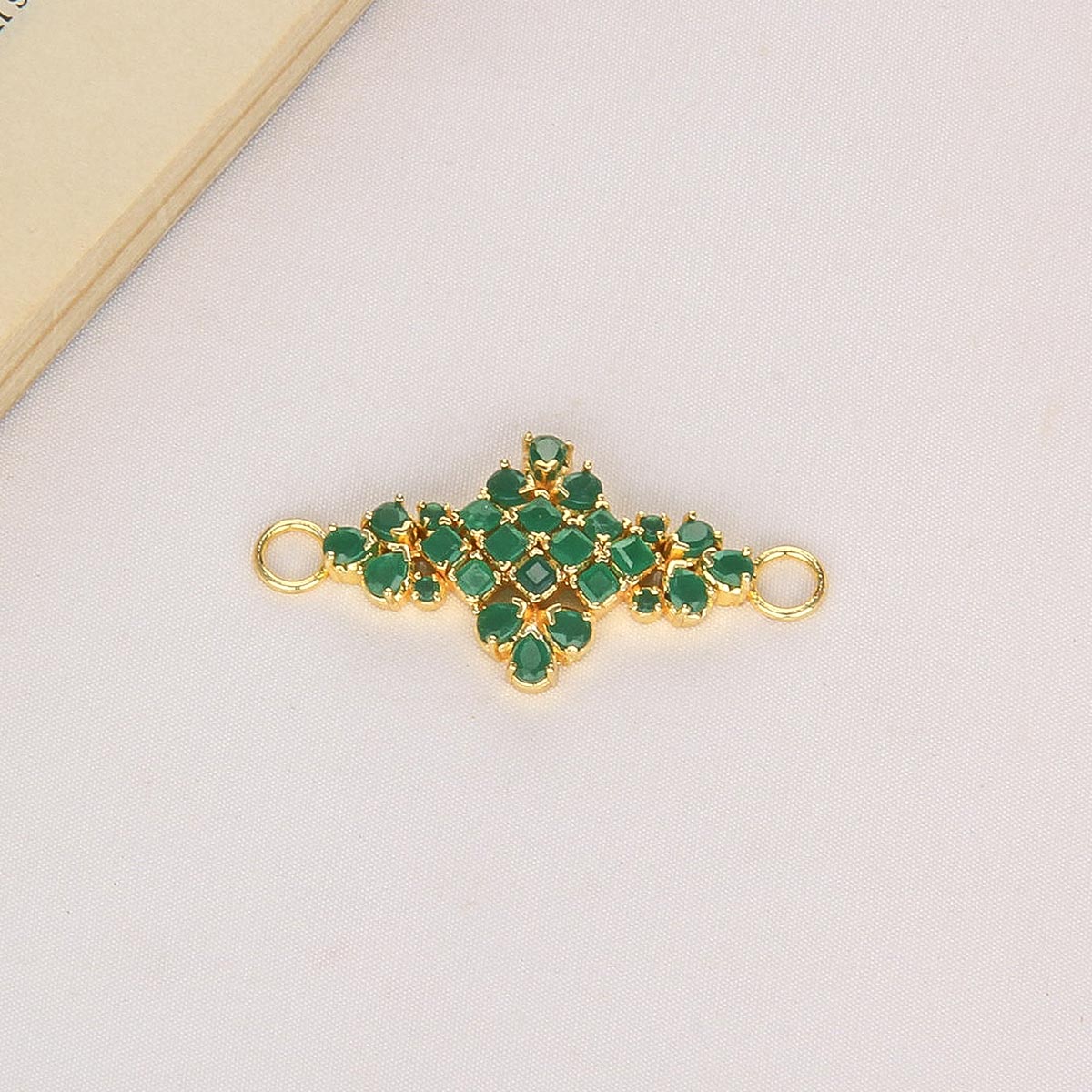 Classic Mugappu Pendant