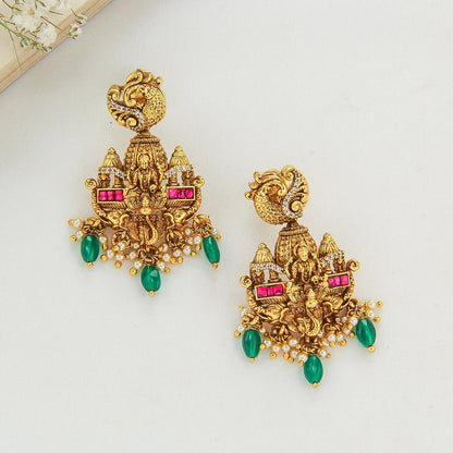 Dhivinkha Nagas Pendant Set