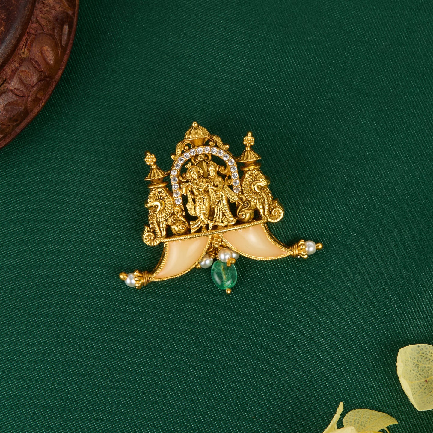 Radhae Nagas Pendant