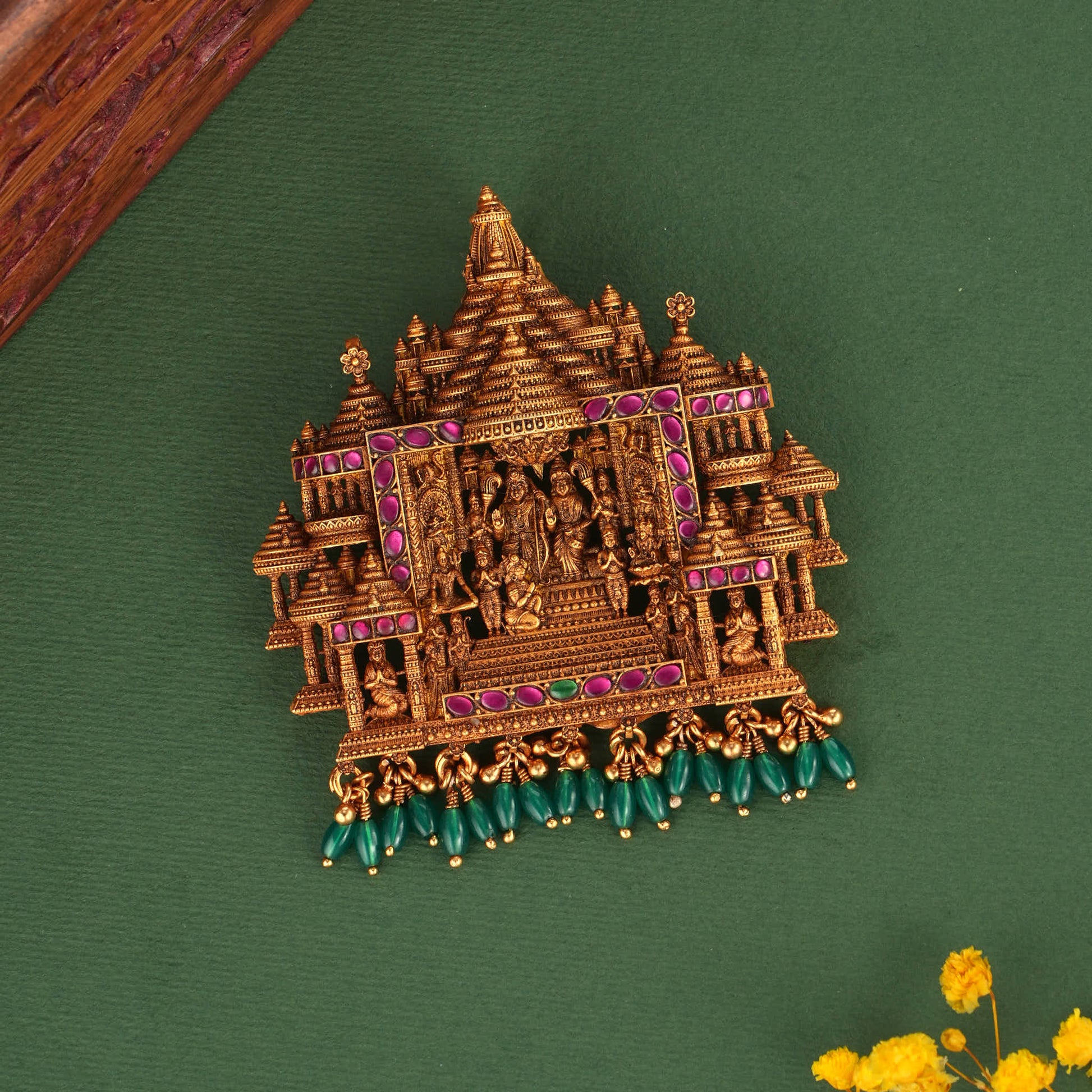Grand Look 3D Spl Pendant
