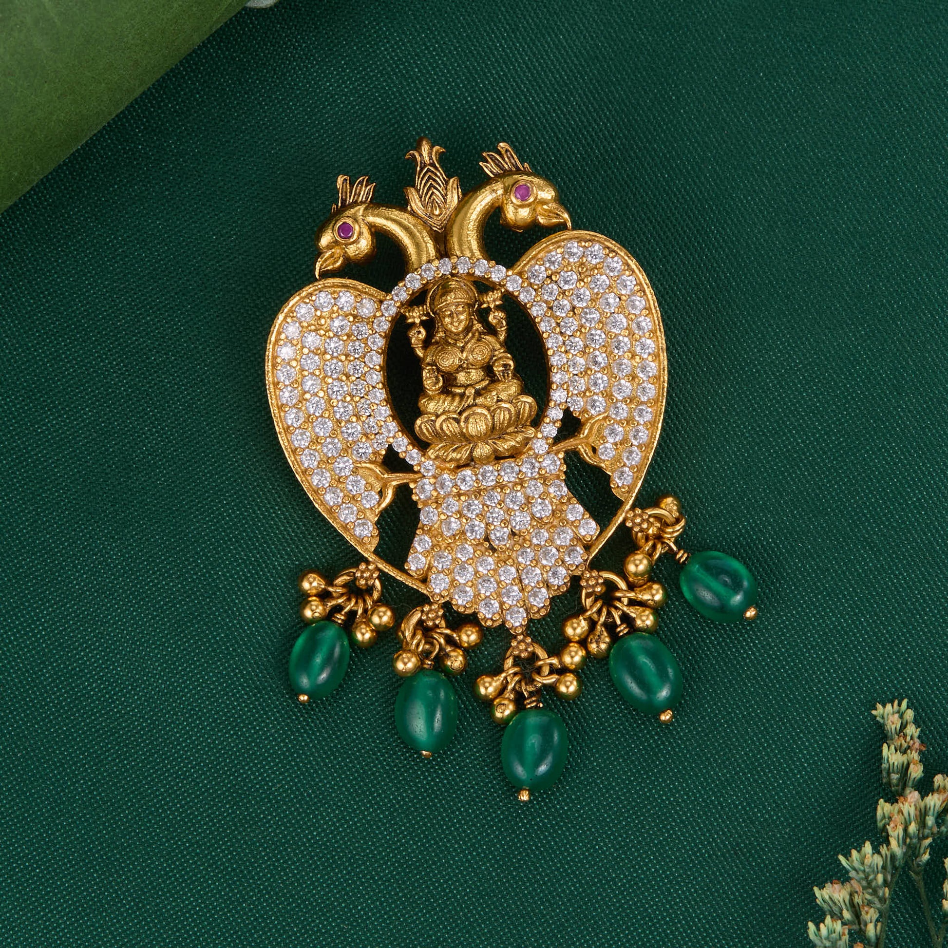 Facinate Nagas Pendant