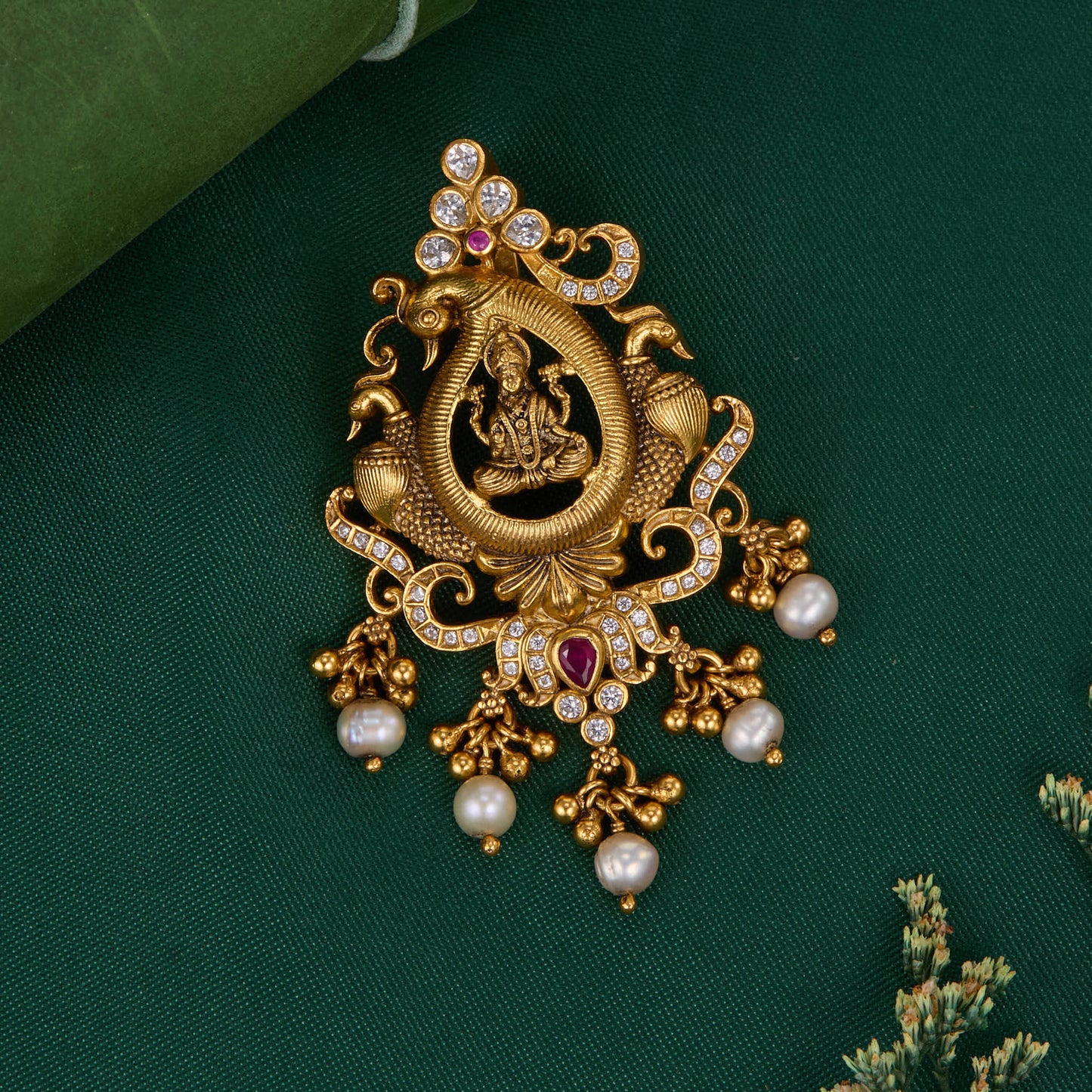 Exquisite Nagas Pendant
