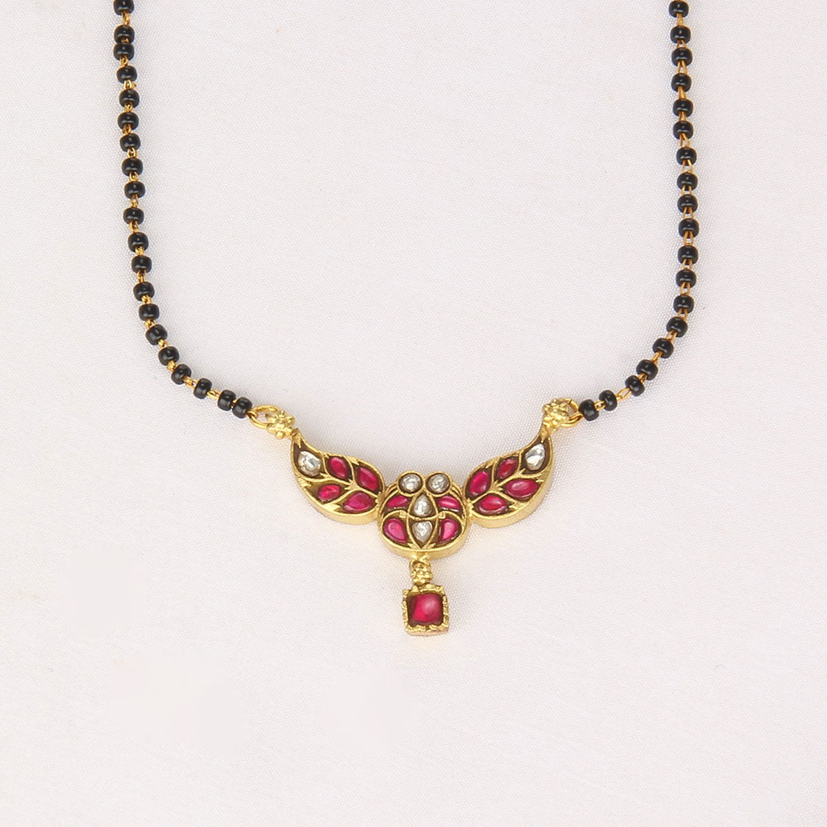 Lithisha Kundan Chain