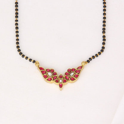 Lakkesh Kundan Chain