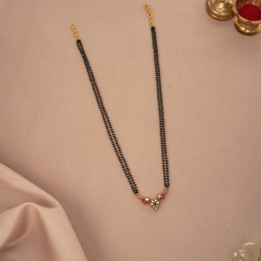 Yaazira Kundan Chain