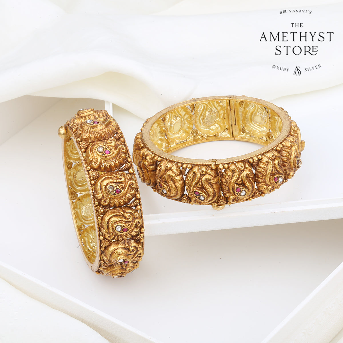 Dharthi Mayukra Pair Bangles