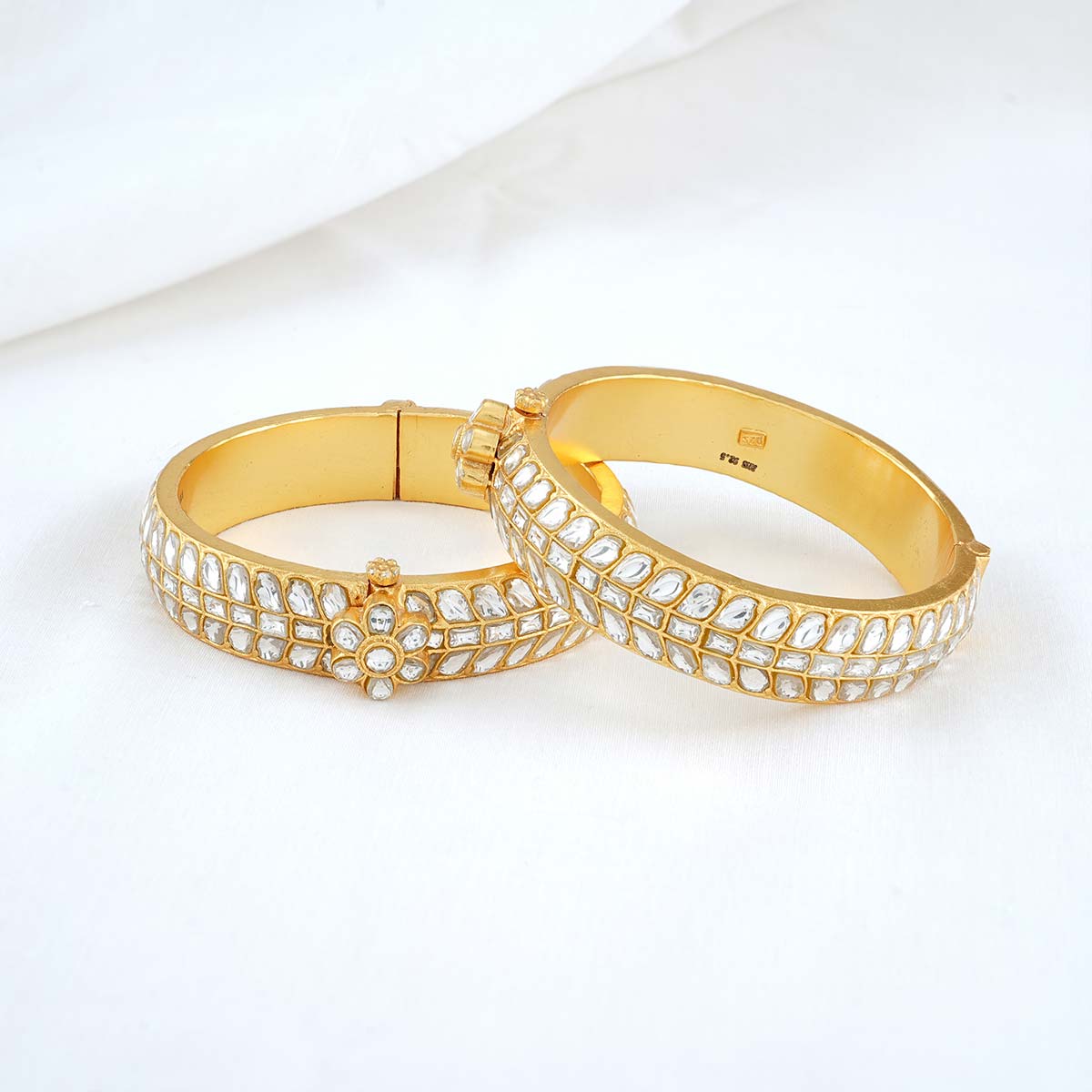 Snowy Pair Bangles