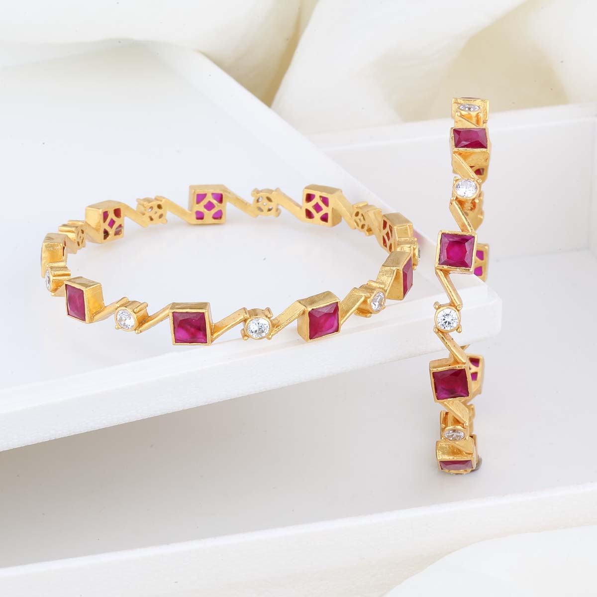 Ashwika Stone Pair Bangles