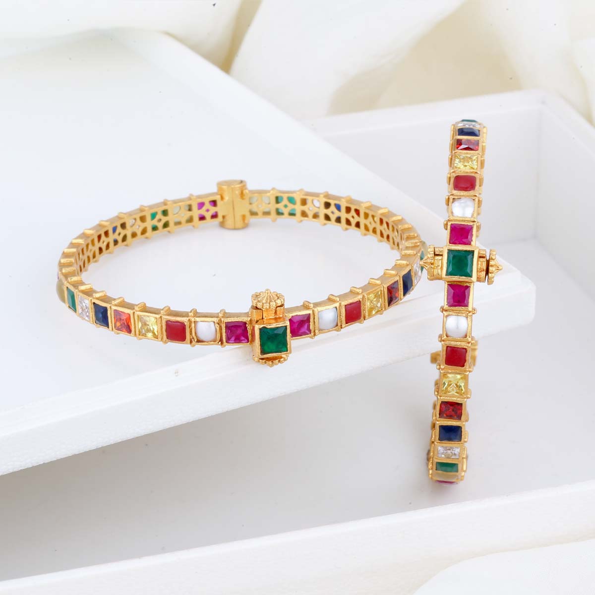 Ashrith Stone Pair Bangles