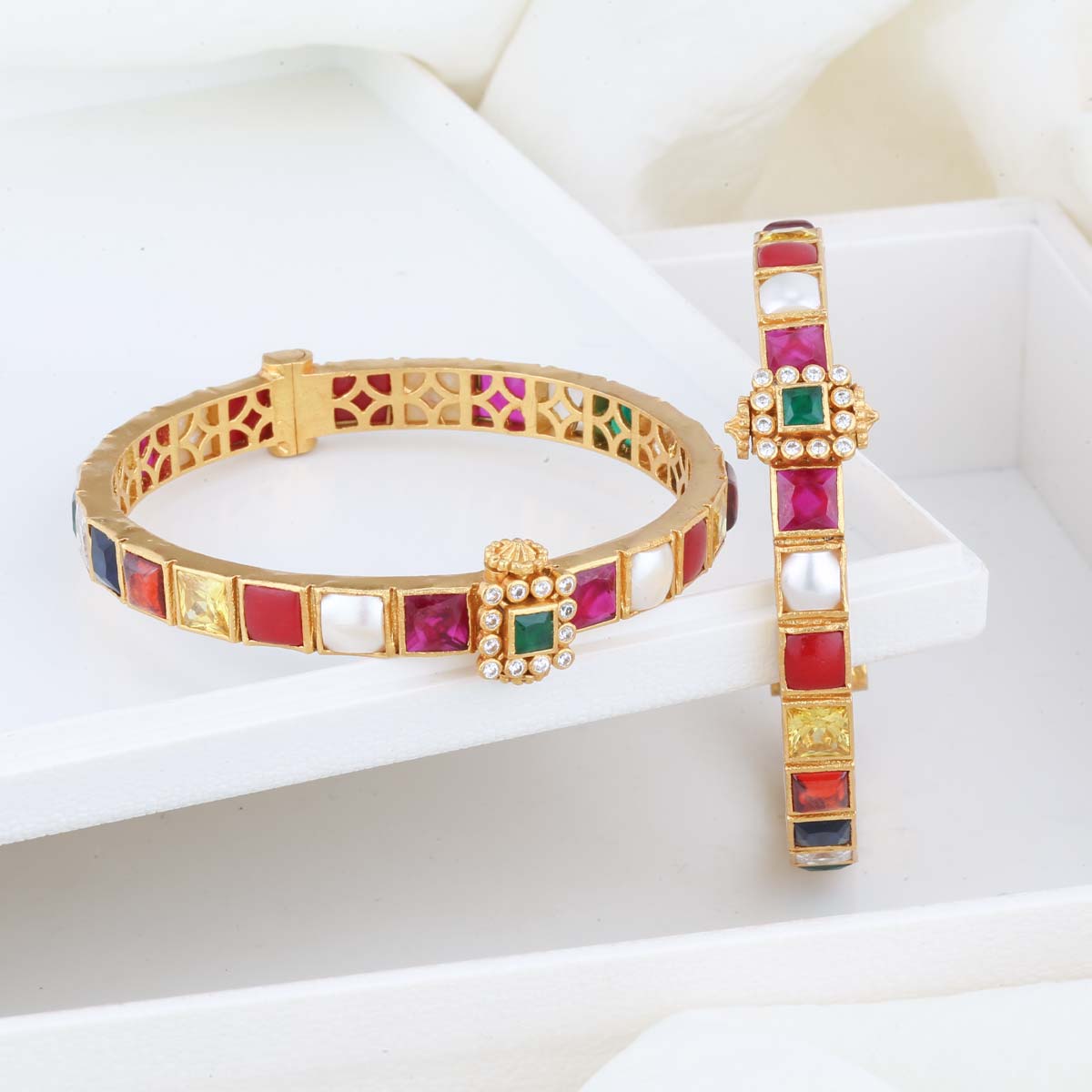 Varshika Navarathna Pair Bangles