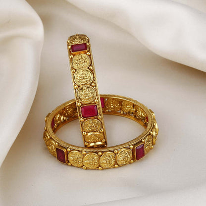 Kaisi Nagas Pair Bangles