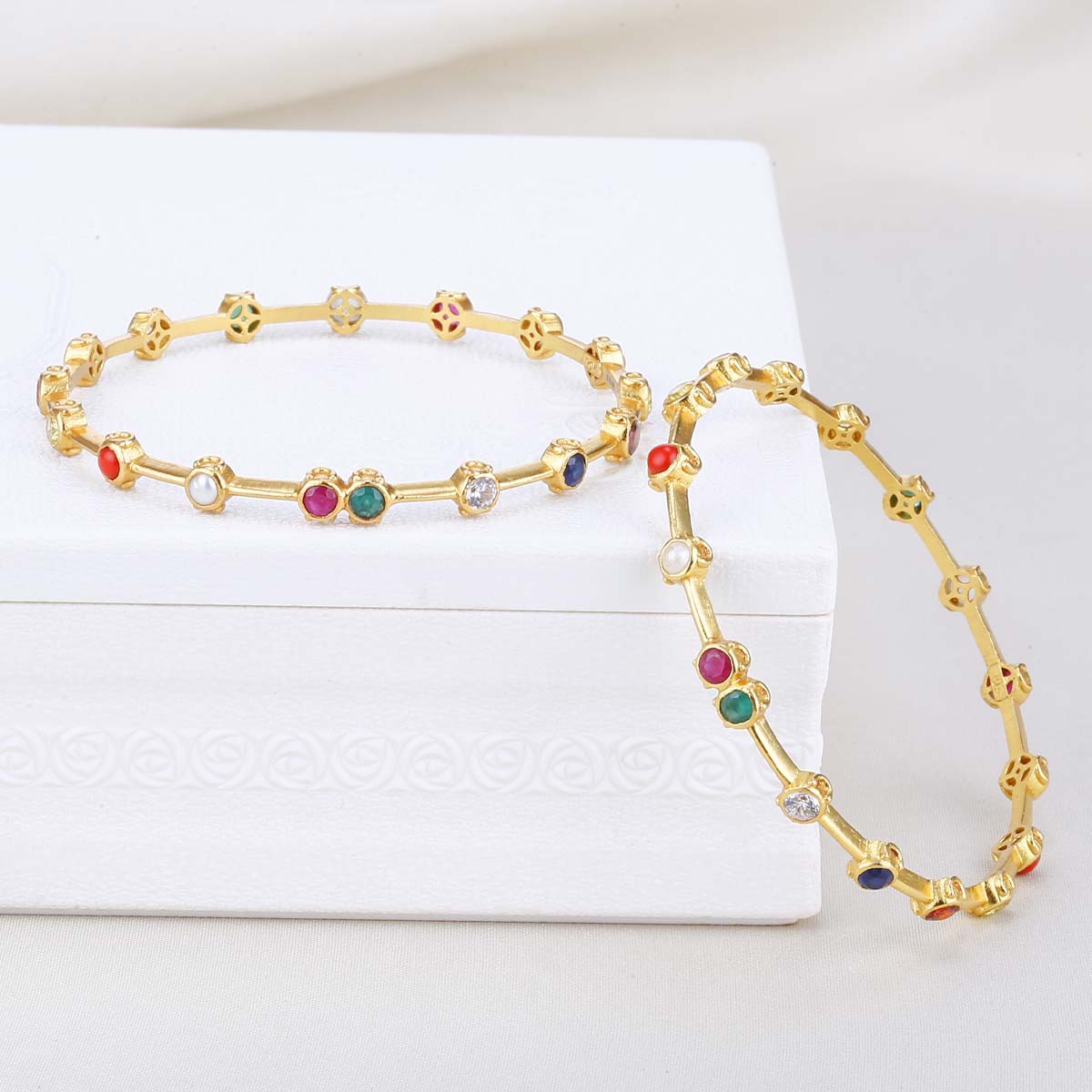 Aarvi Pair Bangles