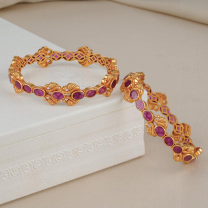 Sashay Stone Pair Bangle