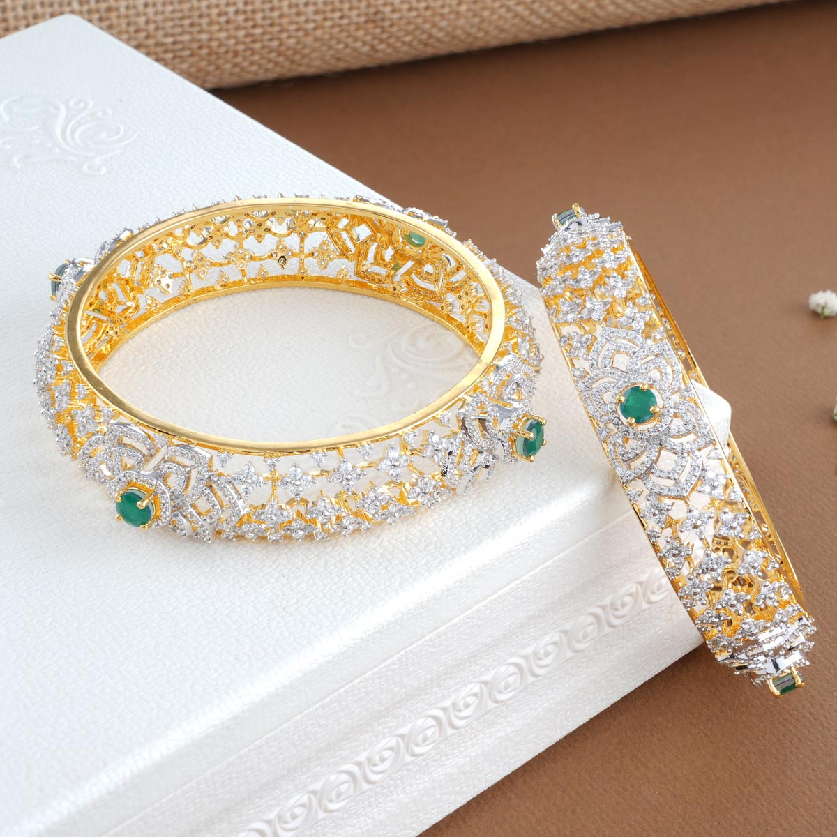 Appealing Avikam Bangles
