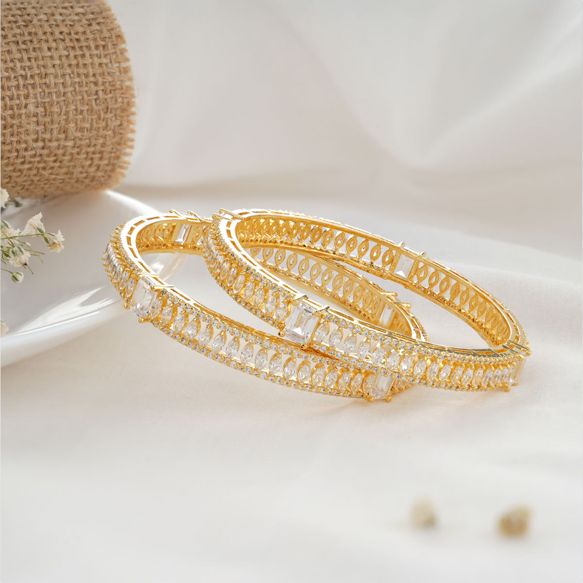 Mawrina Pair Bangles