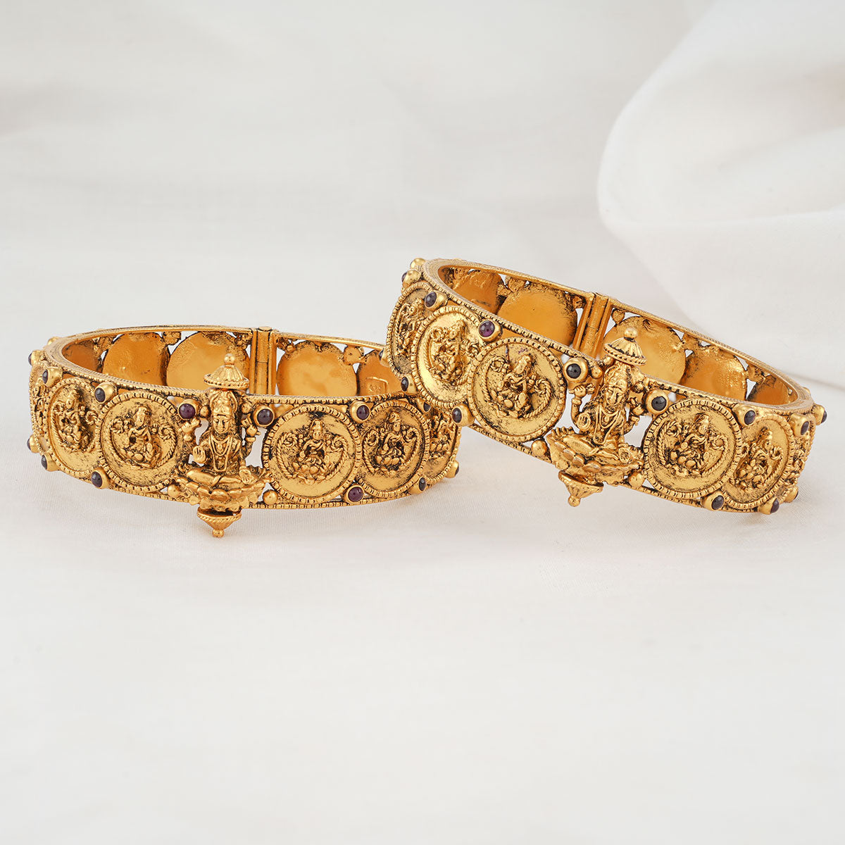Srikaya Pair Bangles