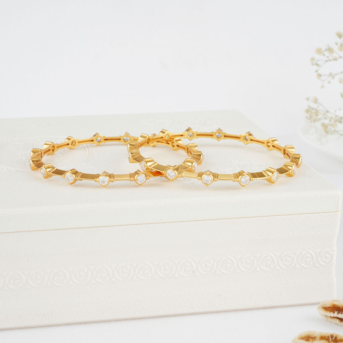 Mahavi Stone Pair Bangles
