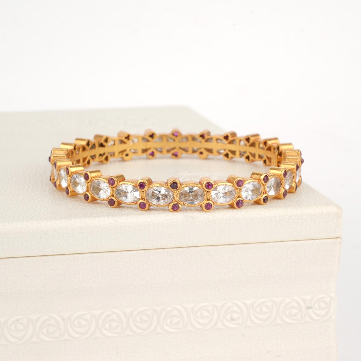 Nivika Stone Single Bangle