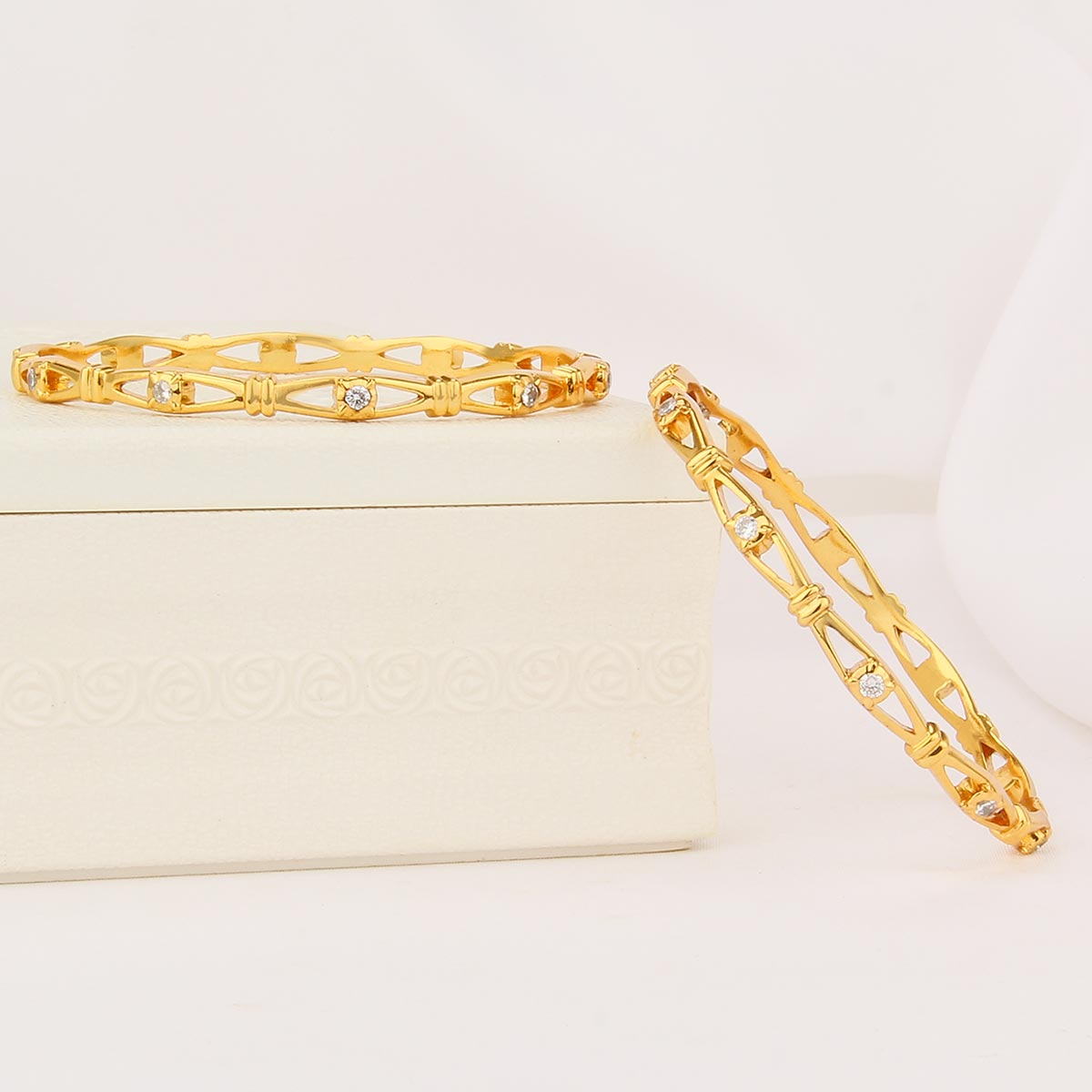 Dhivya Diamond Design Pair Bangle