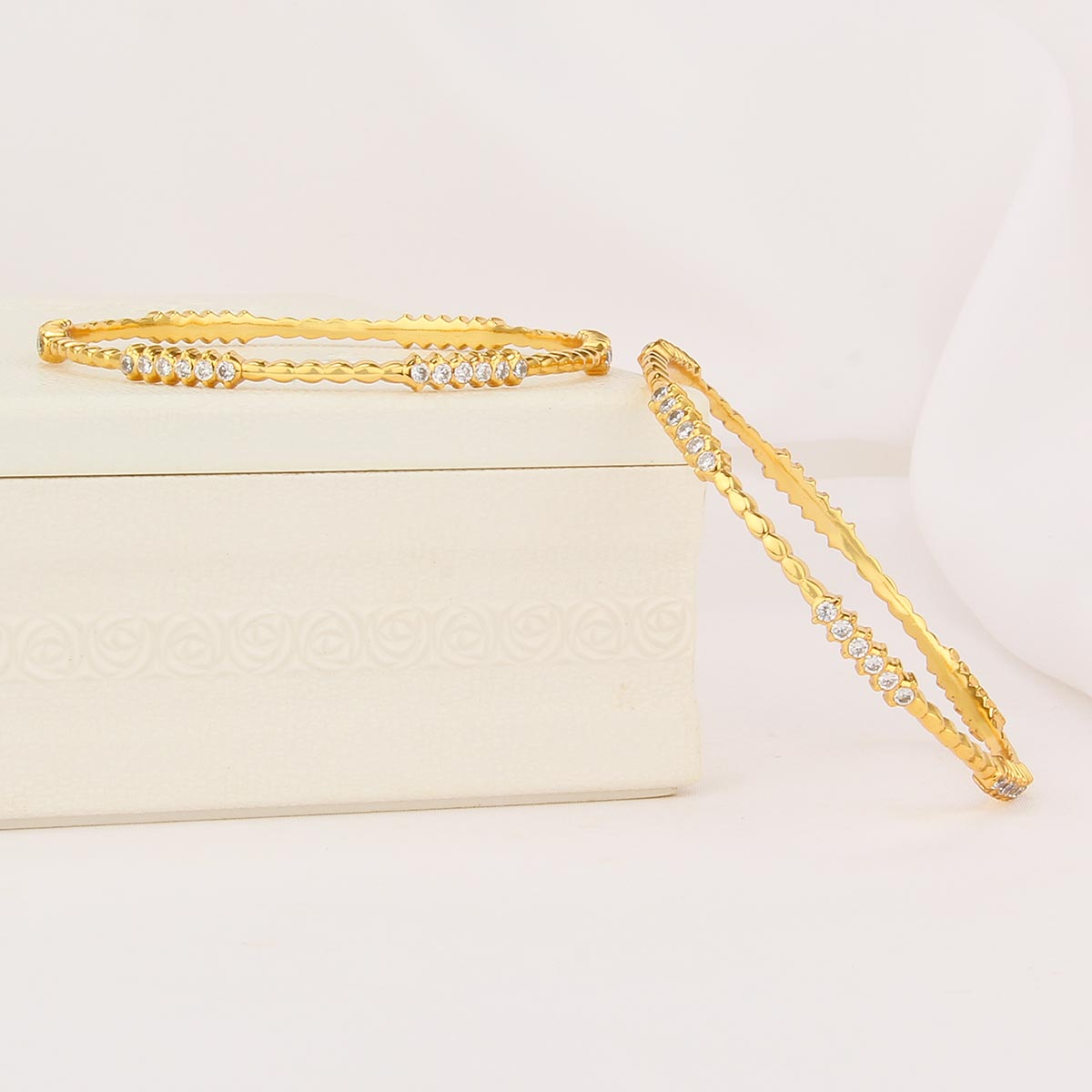 Nisha  Diamond Design Pair Bangle