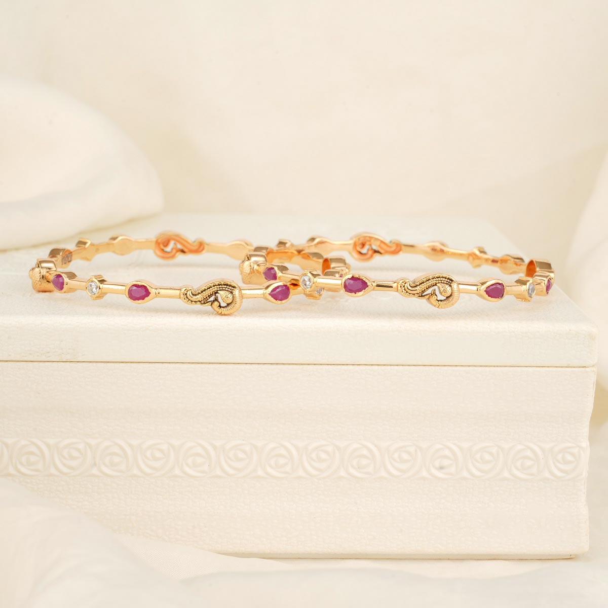 Monisha Stone Pair Bangle