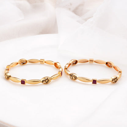 Chandrika Diamond Design Pair Bangle