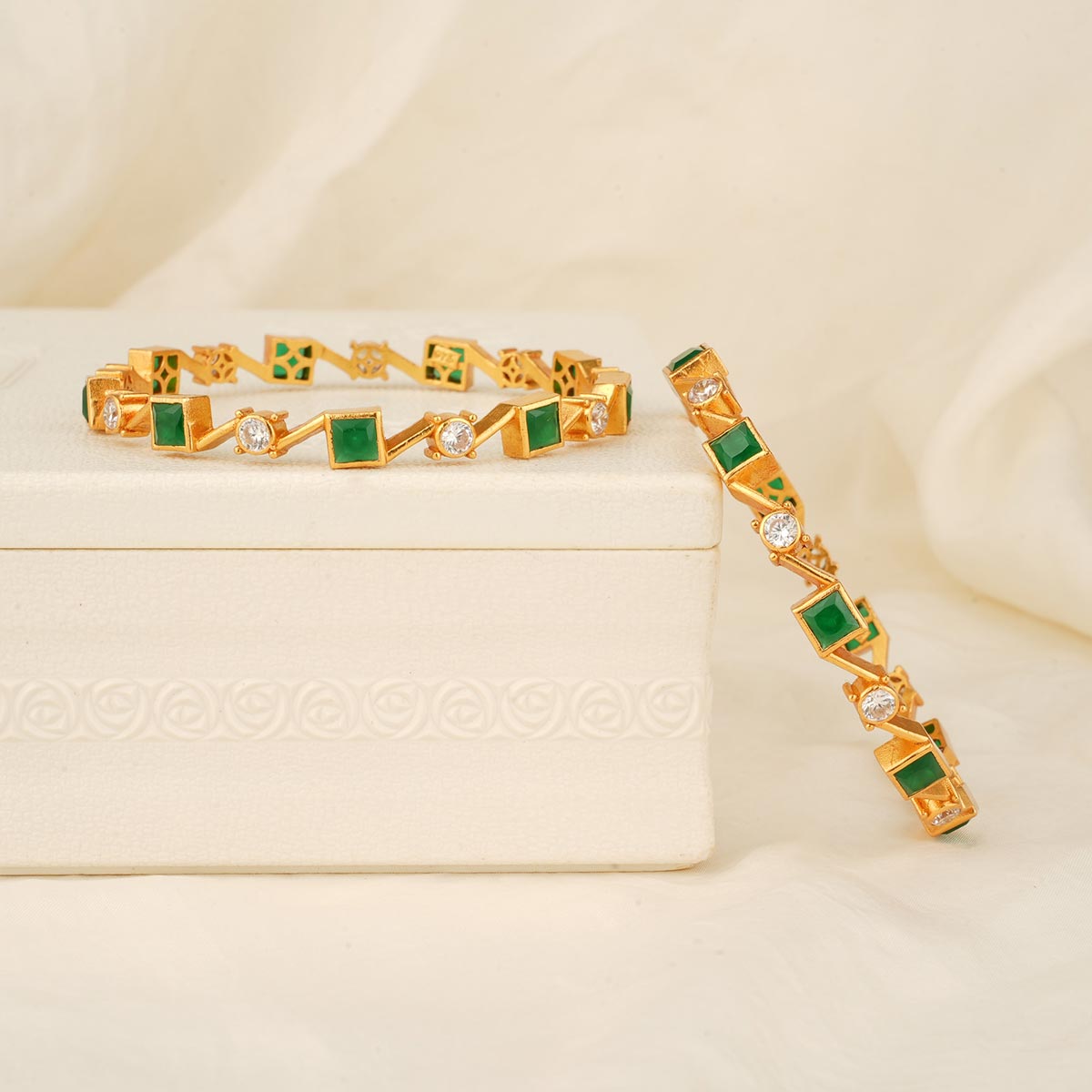 Vanisha Pair Bangle