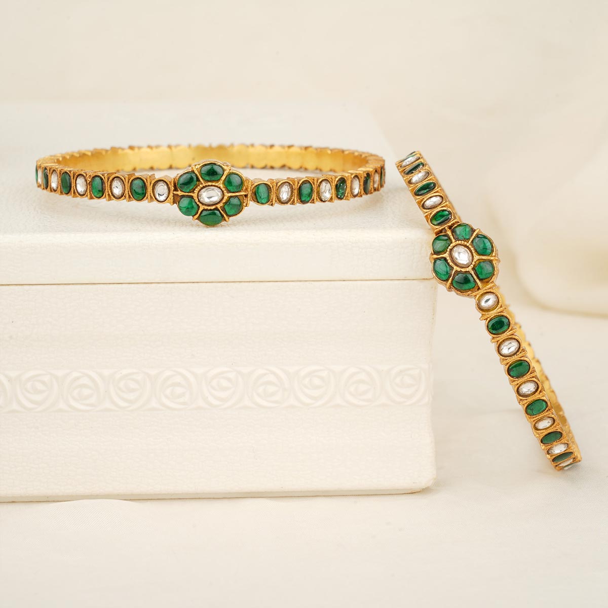 Pranitha Kundan Pair Bangle