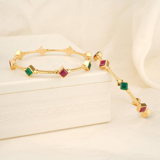 Anusikha Diamond Design Pair Bangle