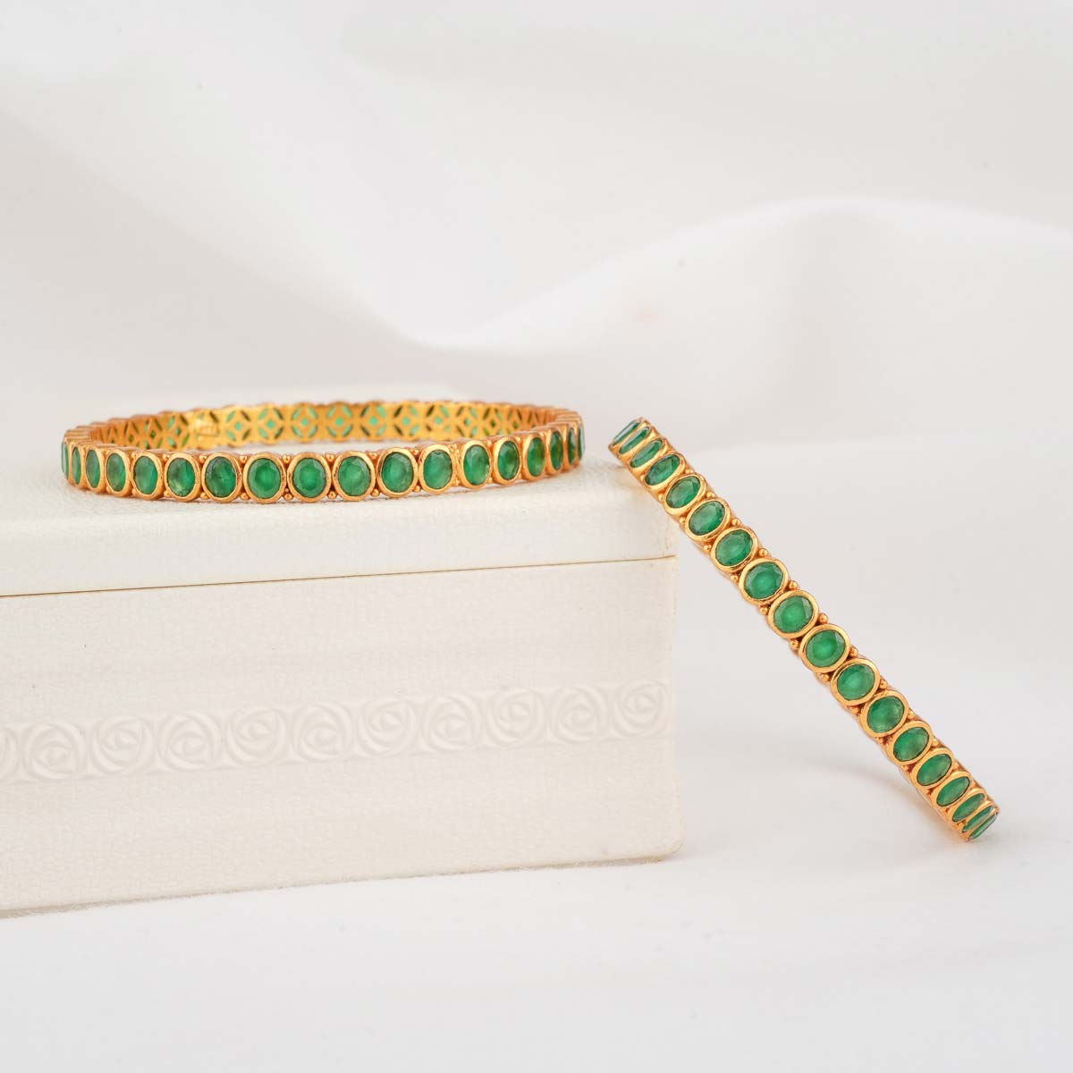 Dhiksha Stone Pair Bangles