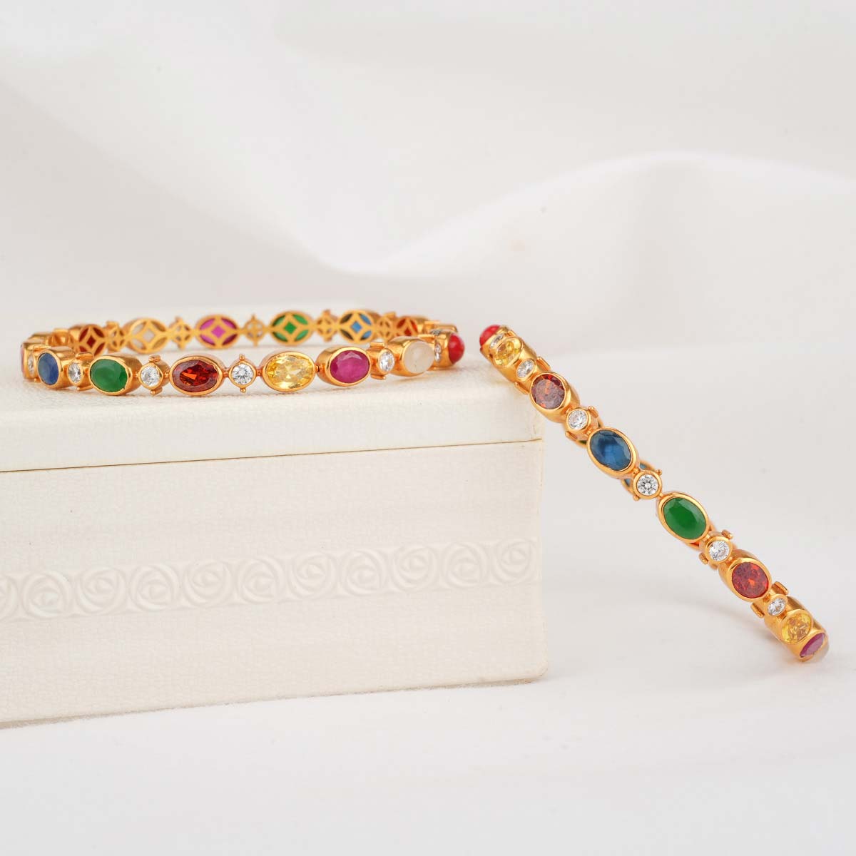 Laravika Stone Pair Bangles