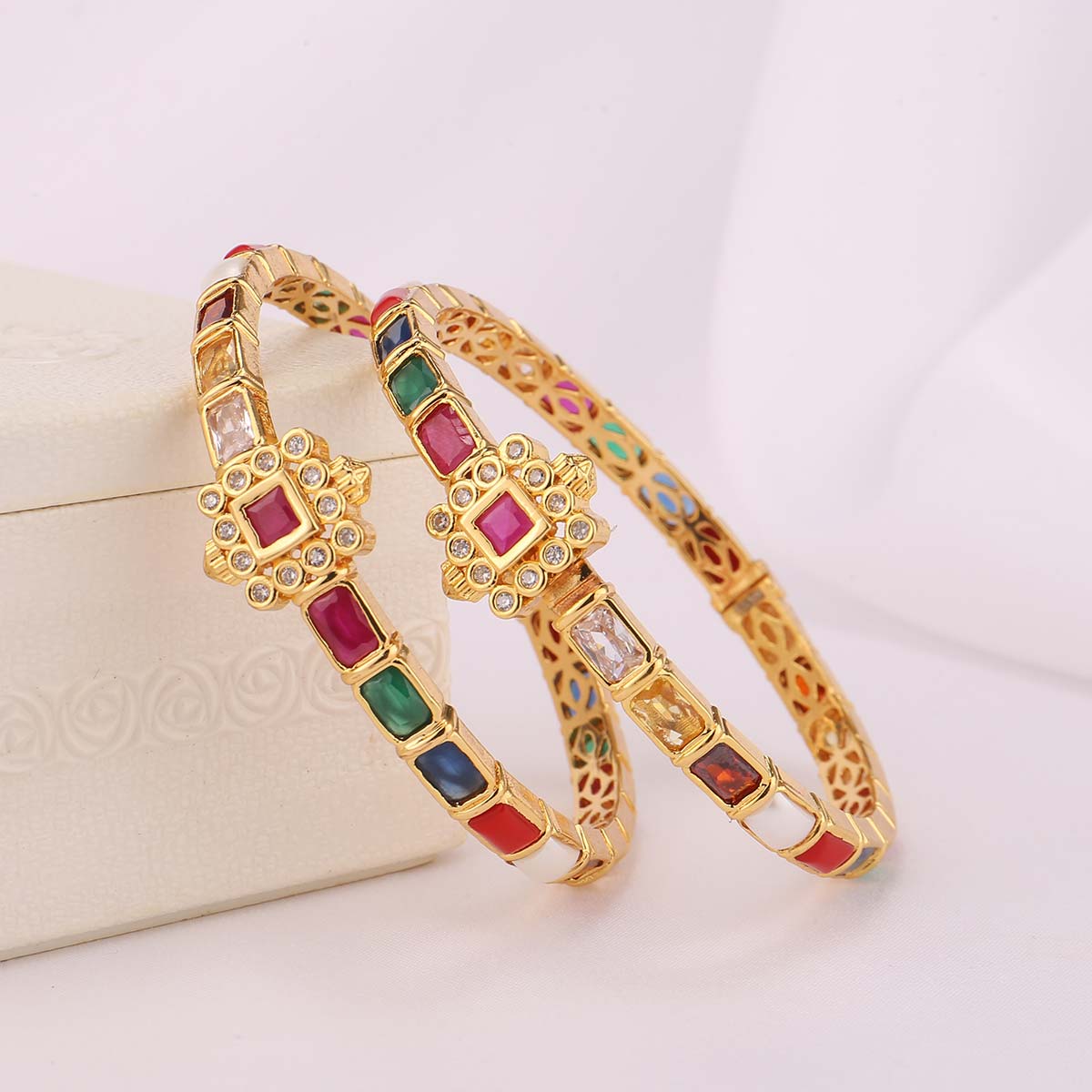 Heritha Stone Pair Bangle