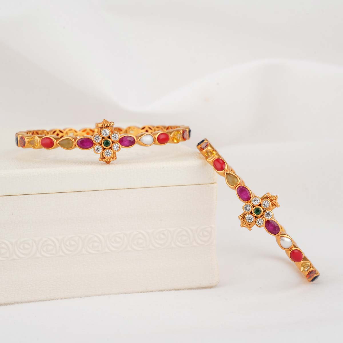 Pramitha Stone Pair Bangles