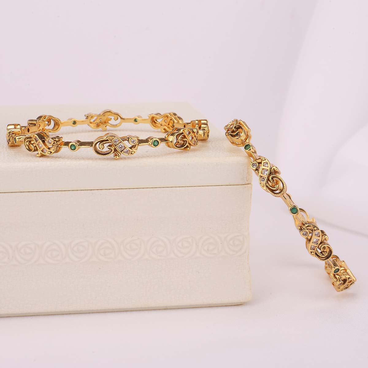 Venisha Stone Pair Bangle
