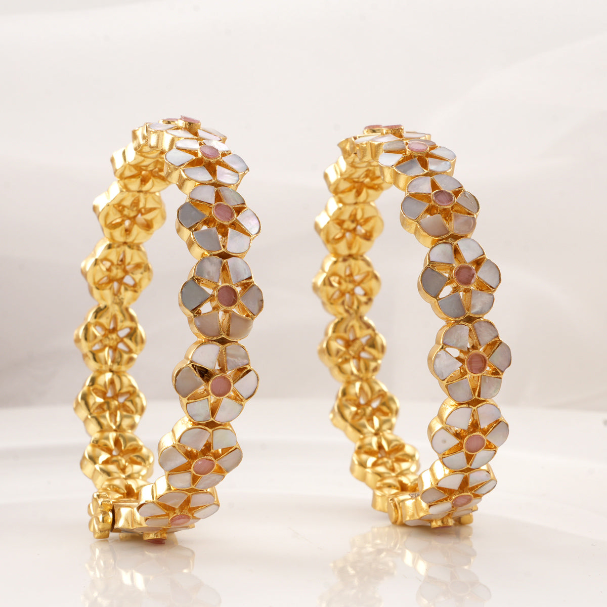 Prayasri Pair Bangle