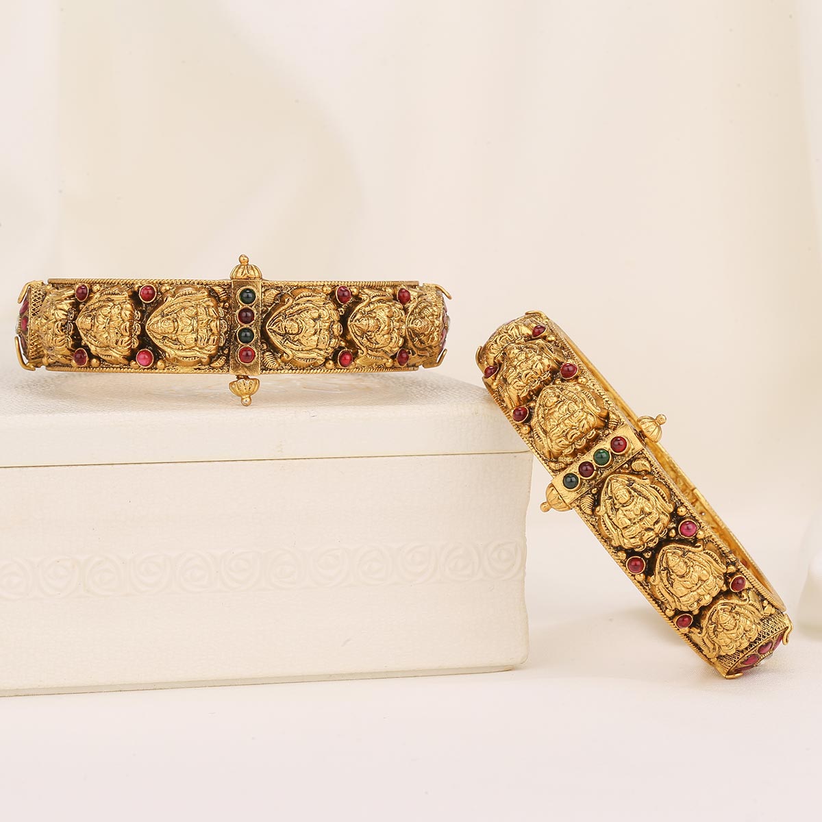 Samyuktha Nagas Pair Bangle