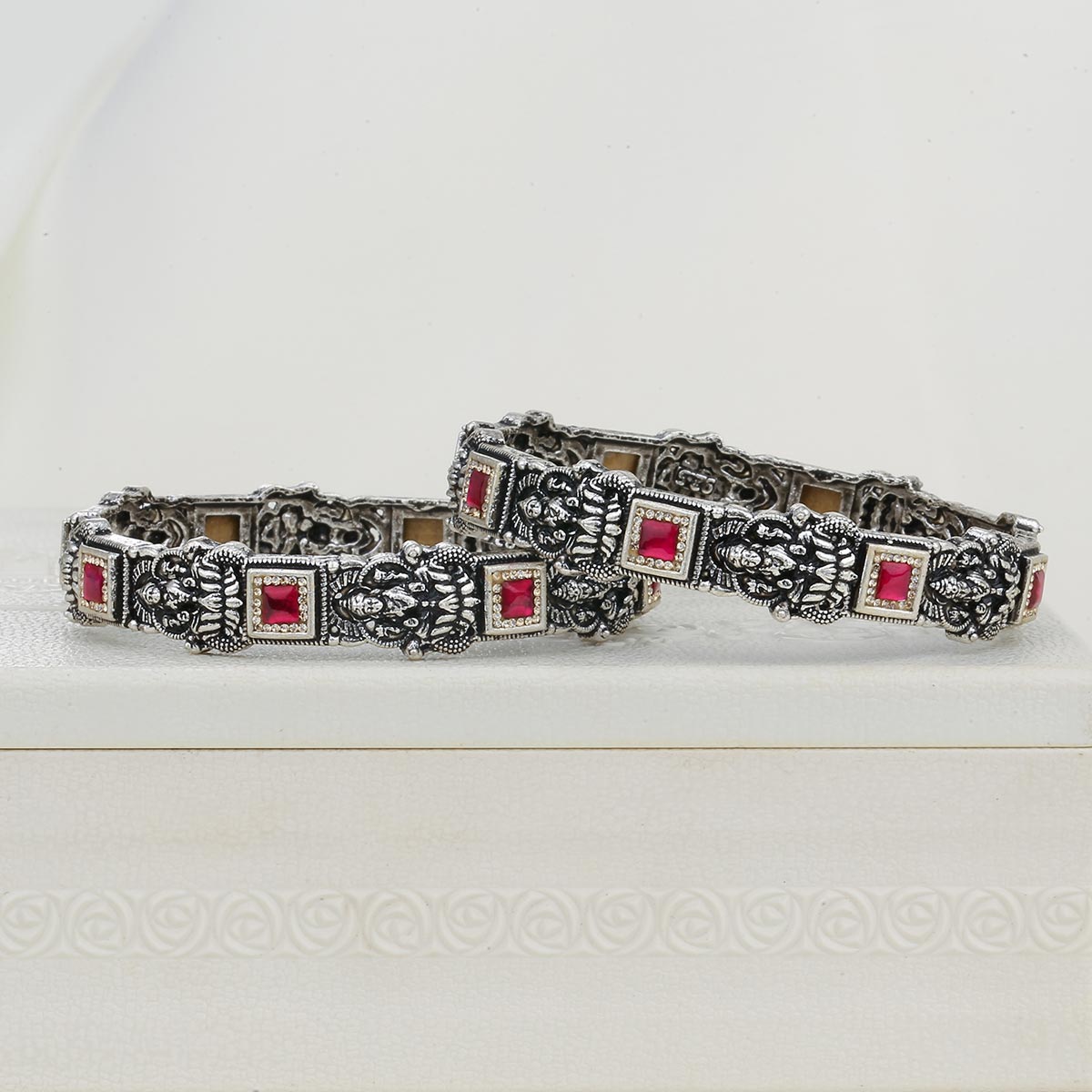 Dheekshi Oxidised Pair Bangles