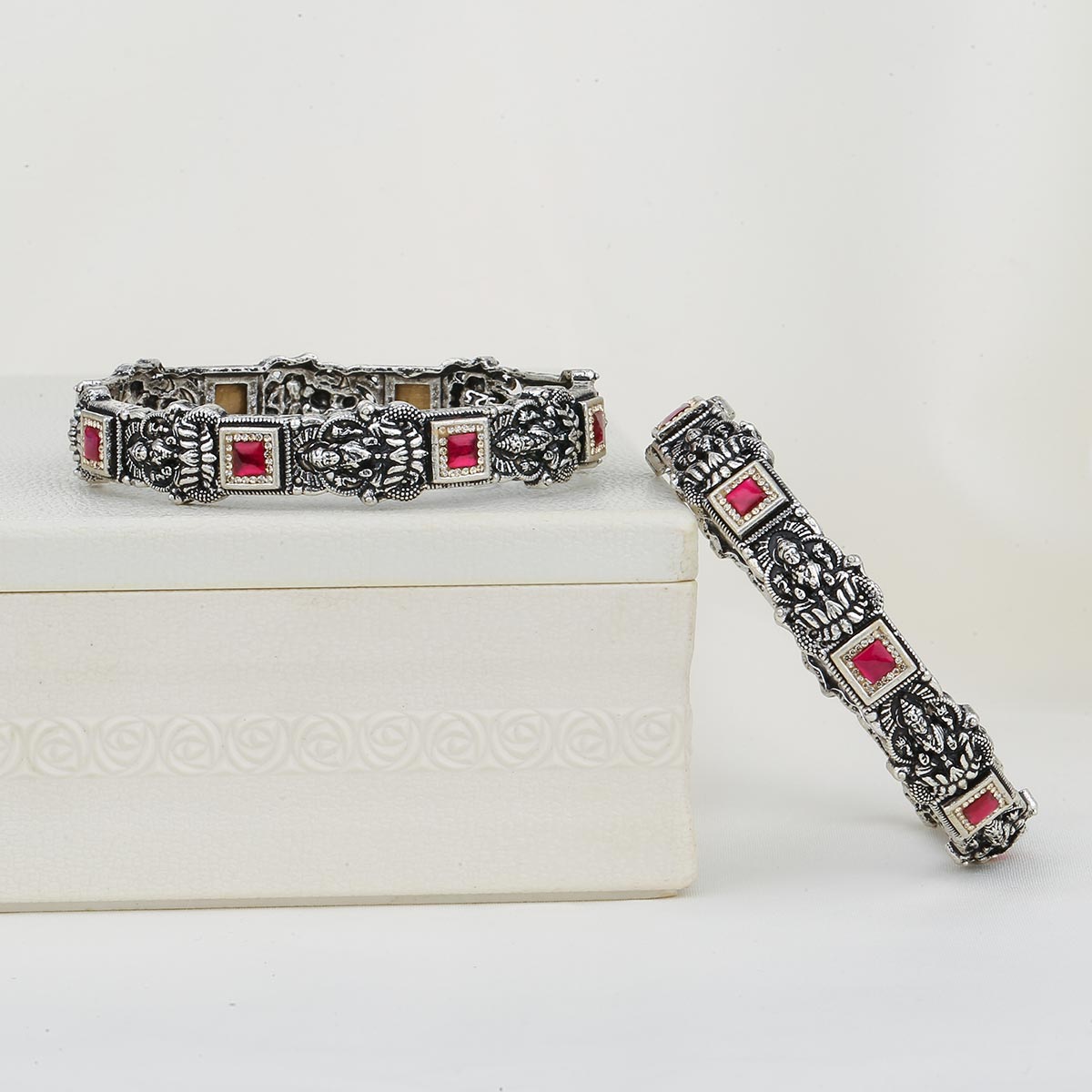 Dheekshi Oxidised Pair Bangles