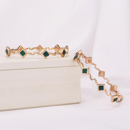 Kamala Diamond Design Pair Bangle