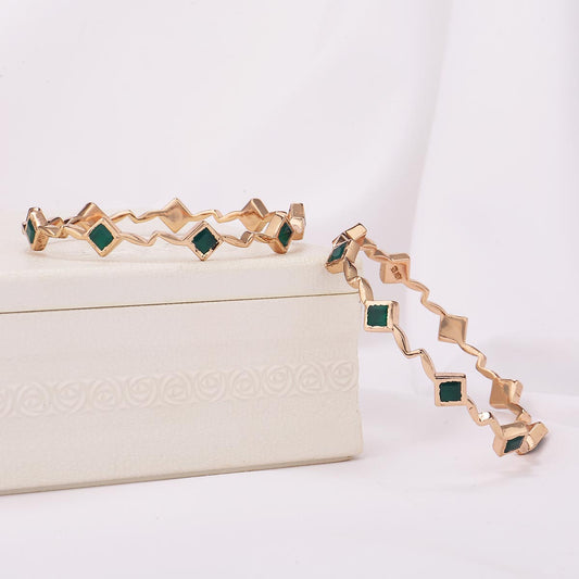 Kamala Diamond Design Pair Bangle