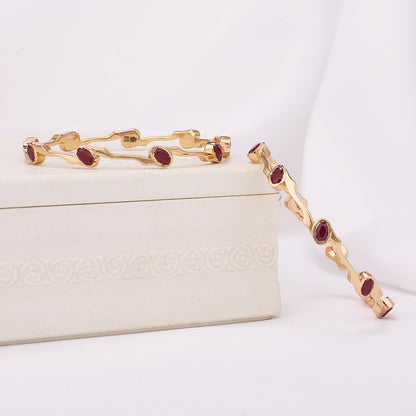 Aadhira Diamond Design Pair Bangle
