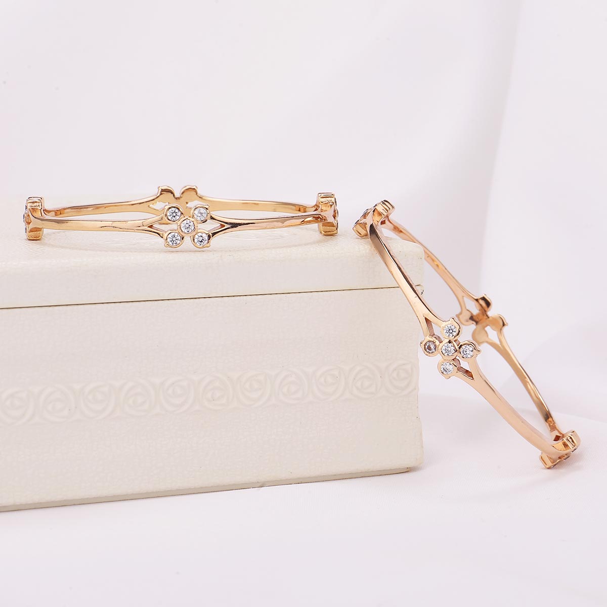 Ekisha Diamond Design Pair Bangle