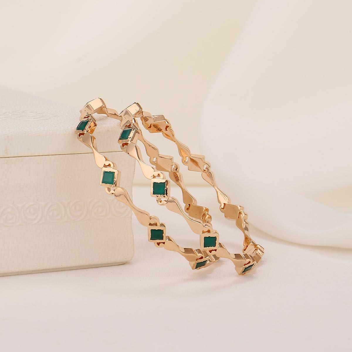 Ahana Diamond Design Pair Bangle